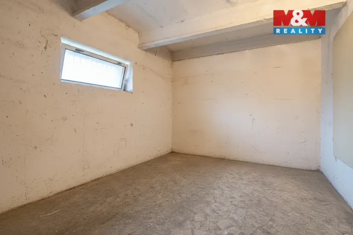 Prodej bytu 3+1, Milovice, Dukelská, 70 m2