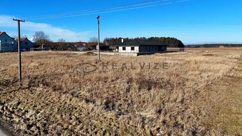 Prodej pozemku pro bydlení, Lišov, 1358 m2