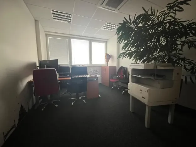 Pronájem kanceláře, Kolín, Plynárenská, 167 m2