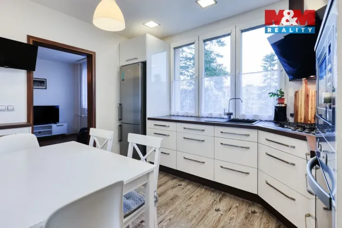 Prodej bytu 2+1, Klatovy - Klatovy III, Pod Hůrkou, 54 m2