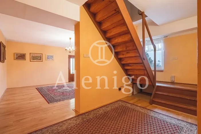 Prodej vícegeneračního domu, Praha - Ďáblice, Vojkovická, 182 m2