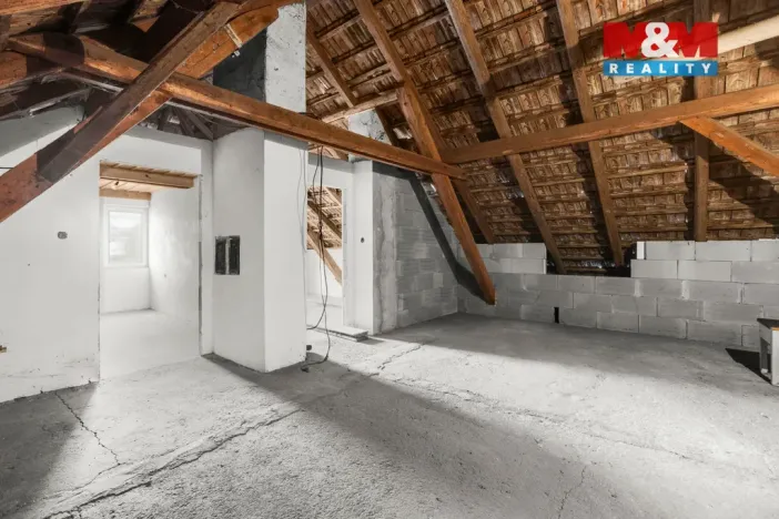 Prodej rodinného domu, Vinary, 191 m2