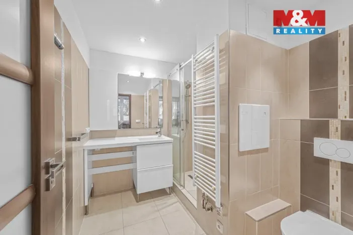 Prodej bytu 2+kk, Praha - Krč, Hurbanova, 39 m2