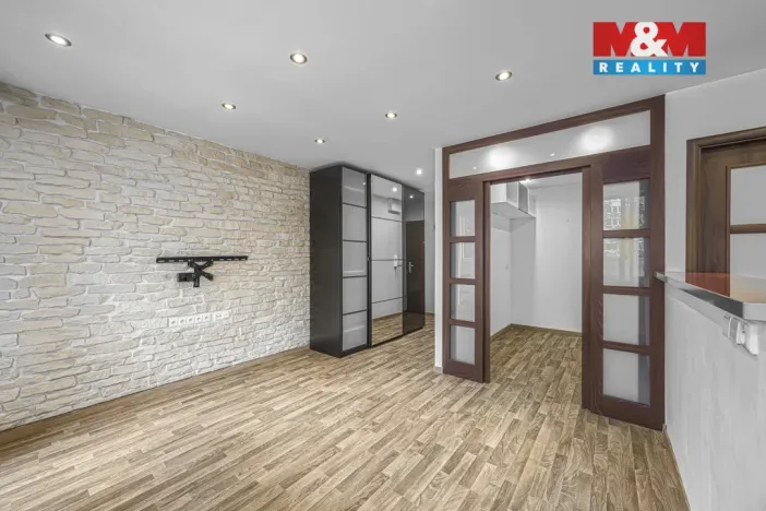 Prodej bytu 2+kk, Praha - Krč, Hurbanova, 39 m2