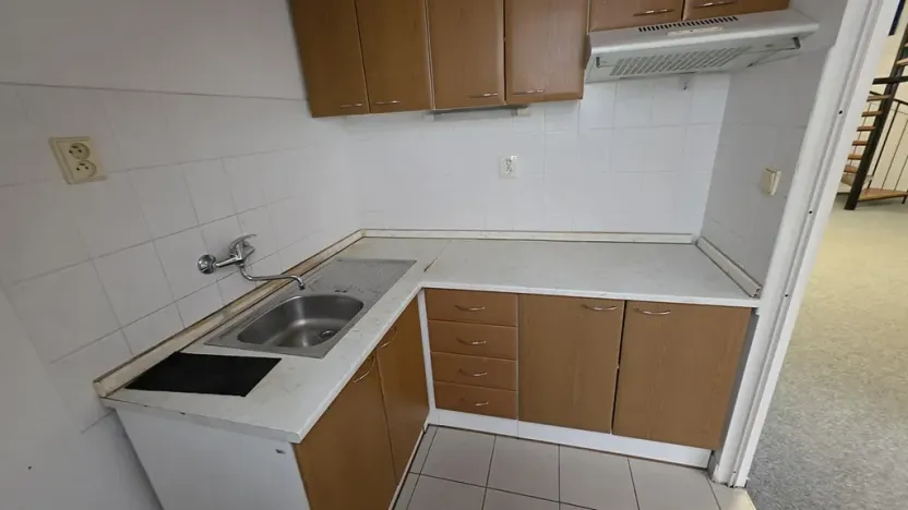 Pronájem kanceláře, Brno, Bieblova, 273 m2