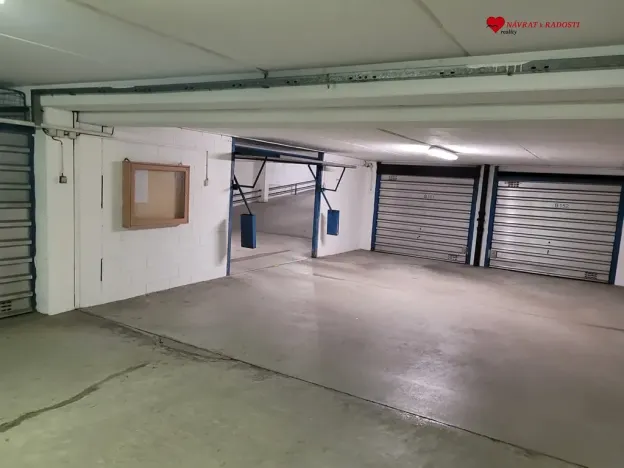 Pronájem garáže, Olomouc, Okružní, 14 m2