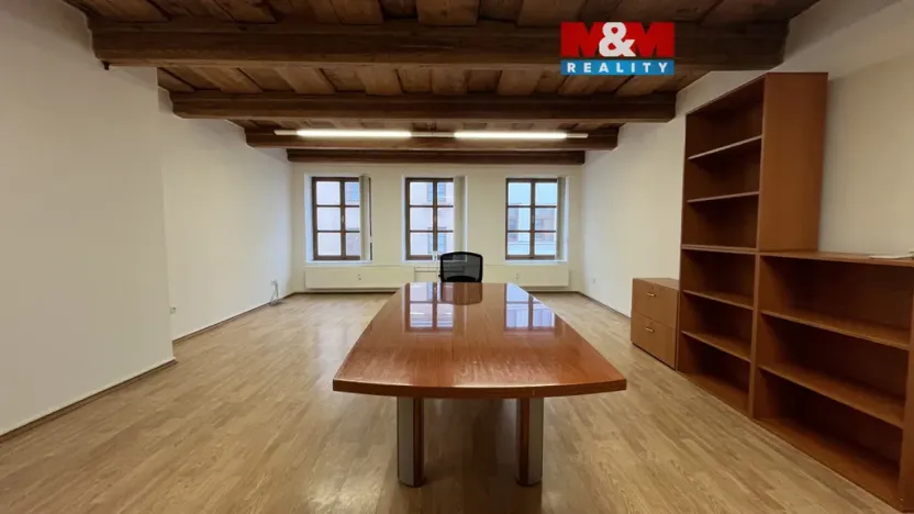 Pronájem kanceláře, Jihlava, Husova, 48 m2