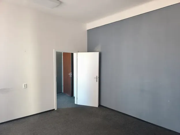 Pronájem kanceláře, Plzeň, Železniční, 18 m2