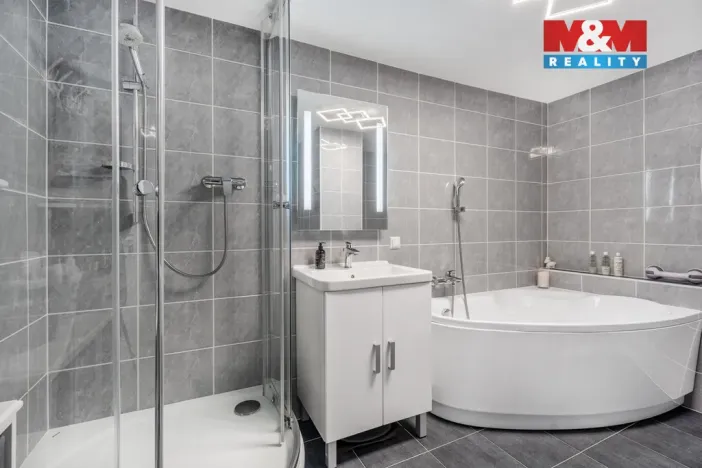 Prodej bytu 3+1, Nový Bor, Palackého, 75 m2