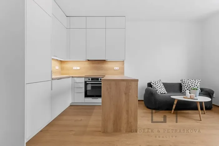 Pronájem bytu 2+kk, Praha - Břevnov, Nad Kajetánkou, 45 m2