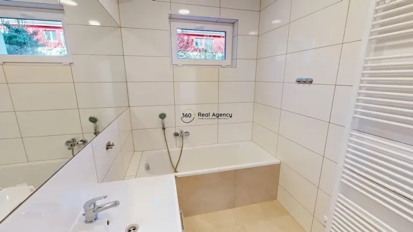 Pronájem bytu 2+1, Praha - Letňany, Vamberská, 54 m2