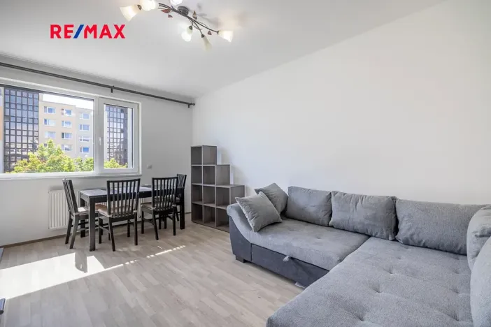 Pronájem bytu 2+kk, Praha - Stodůlky, Petržílkova, 53 m2