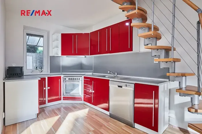 Prodej rodinného domu, Praha - Uhříněves, V kuťatech, 78 m2