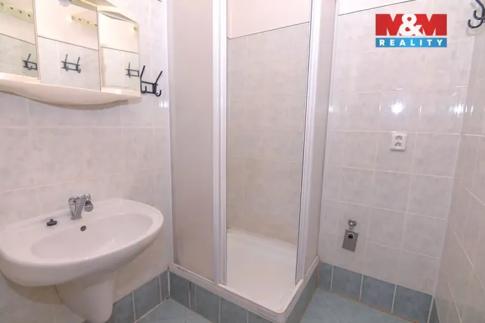 Prodej bytu 1+kk, Praha - Troja, Hnězdenská, 25 m2