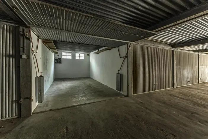 Pronájem garáže, Plzeň, Brožíkova, 15 m2