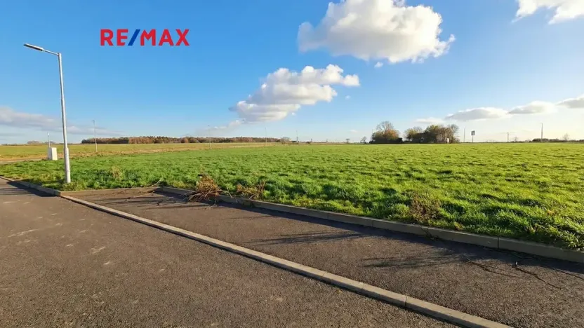 Prodej pozemku pro bydlení, Líšnice, 831 m2