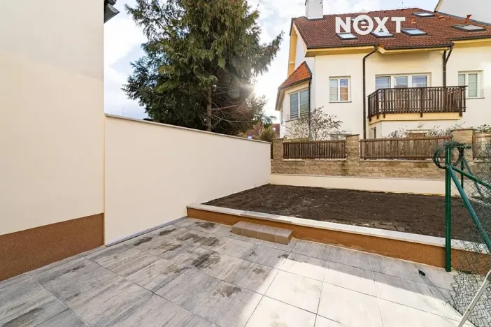 Prodej bytu 2+kk, Praha - Žižkov, Na mokřině, 87 m2