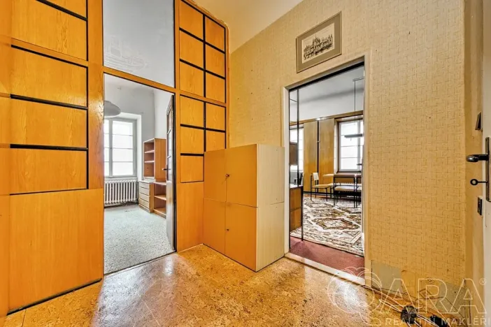 Prodej bytu 4+1, Praha - Malá Strana, Malostranské náměstí, 91 m2