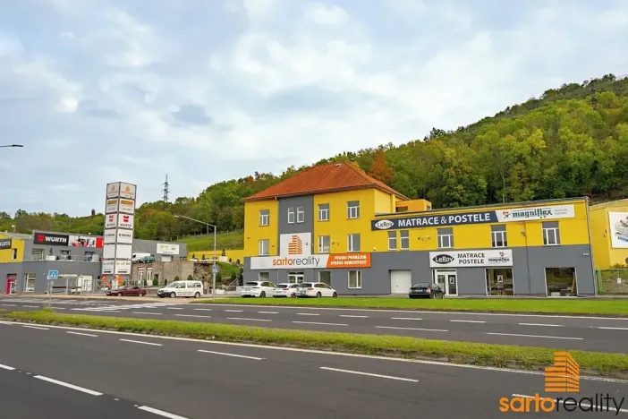 Pronájem obchodního prostoru, Ústí nad Labem, Žižkova, 240 m2
