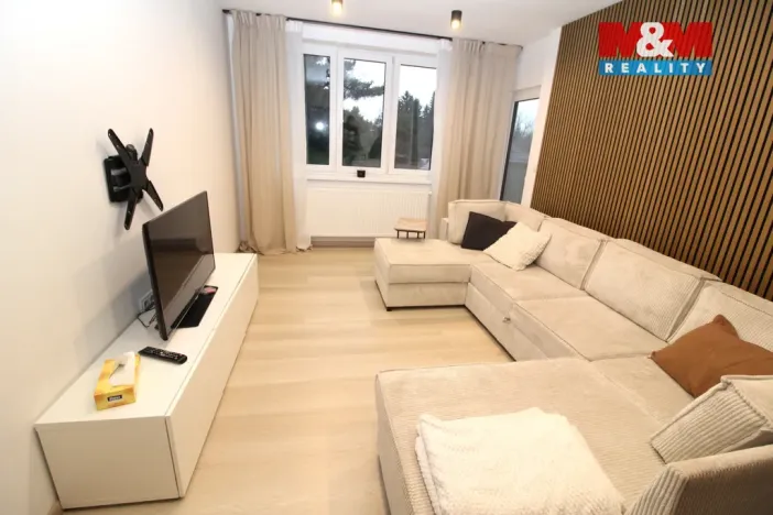 Pronájem bytu 2+1, Měšice, Revoluční, 42 m2