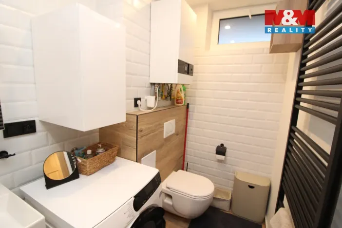 Pronájem bytu 2+1, Měšice, Revoluční, 42 m2