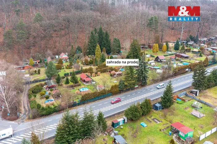 Prodej zahrady, Děčín, Kamenická, 698 m2