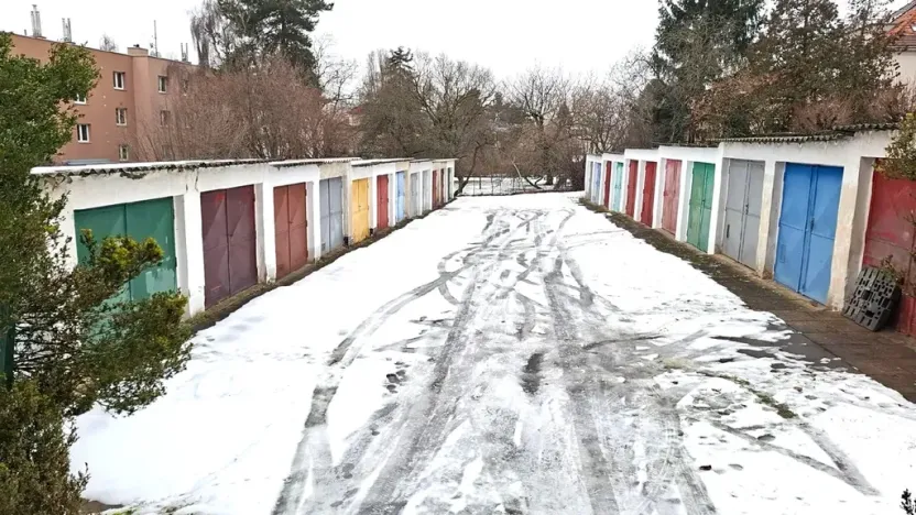 Prodej garáže, Praha - Dejvice, Pražákovská, 16 m2