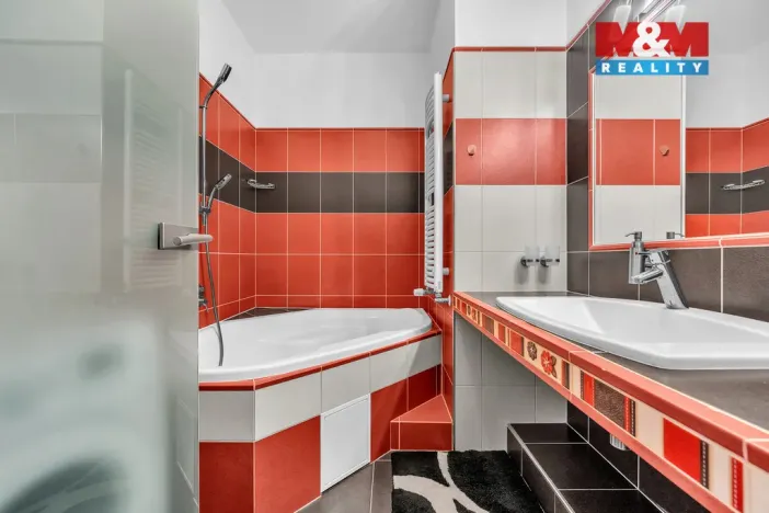 Pronájem bytu 2+kk, Pardubice - Polabiny, Labský Palouk, 74 m2