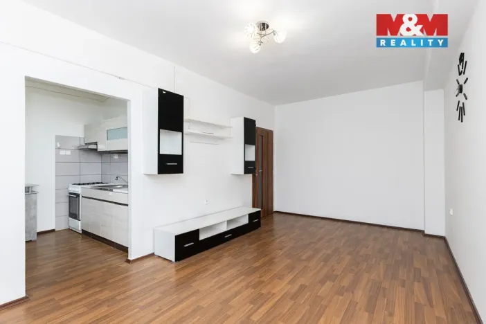 Prodej bytu 3+1, Pardubice - Studánka, Na Drážce, 82 m2