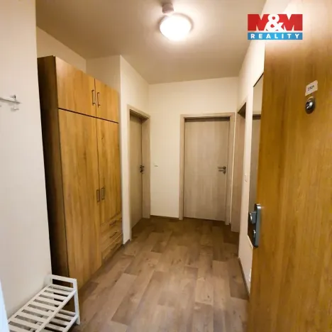 Pronájem bytu 2+kk, Pardubice - Zelené Předměstí, Na Spravedlnosti, 66 m2