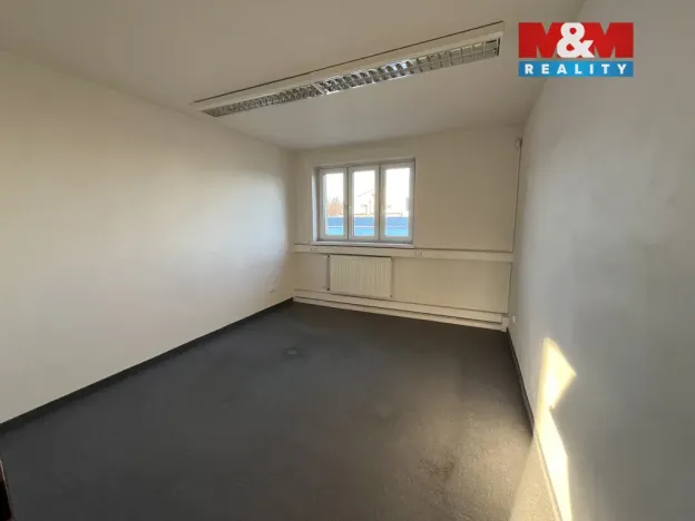 Pronájem kanceláře, Jablunkov, Žihla, 200 m2