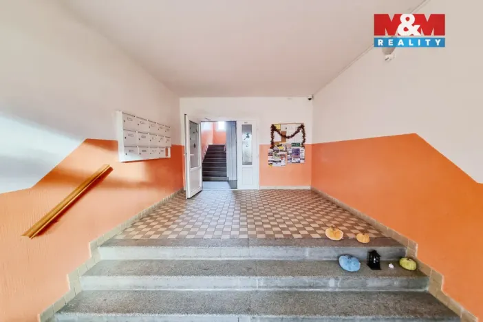 Pronájem bytu 3+1, Karlovy Vary, Budovatelů, 72 m2