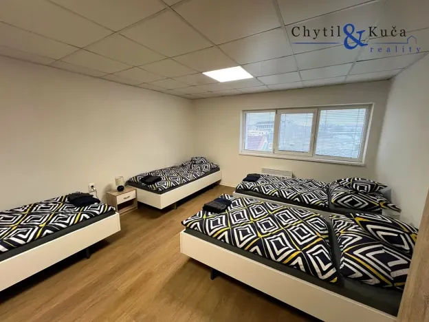 Pronájem ubytování, Přerov, Škodova, 985 m2