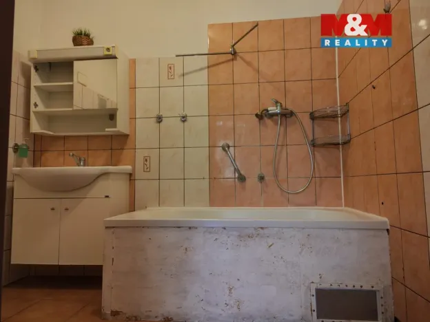 Prodej rodinného domu, Blatnice pod Svatým Antonínkem, 120 m2