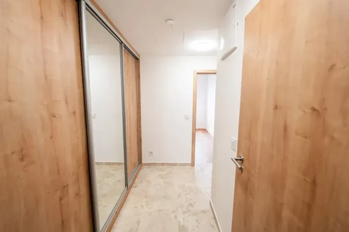 Pronájem bytu 2+kk, Praha - Strašnice, Strančická, 44 m2