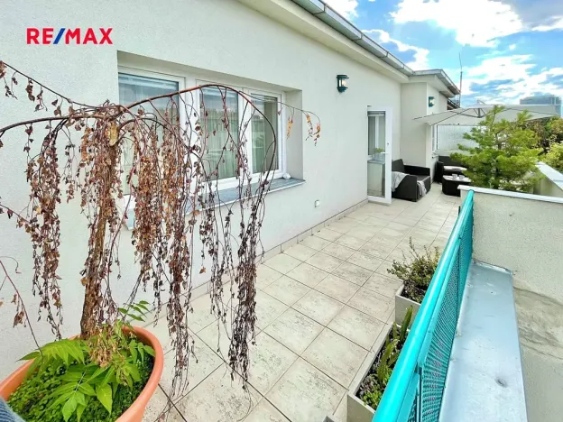 Pronájem bytu 2+kk, Praha - Nusle, U družstva Ideál, 32 m2