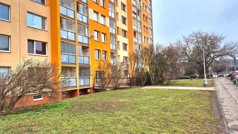 Pronájem bytu 3+1, Praha - Modřany, Vokrojova, 73 m2