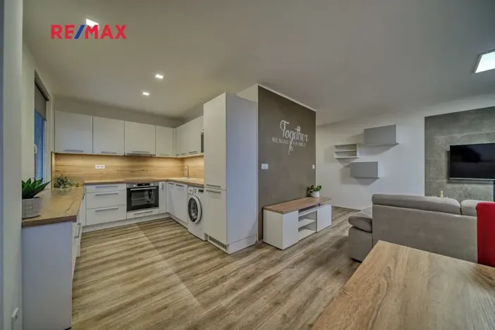 Pronájem bytu 3+kk, Kolín, Tisovecká, 68 m2