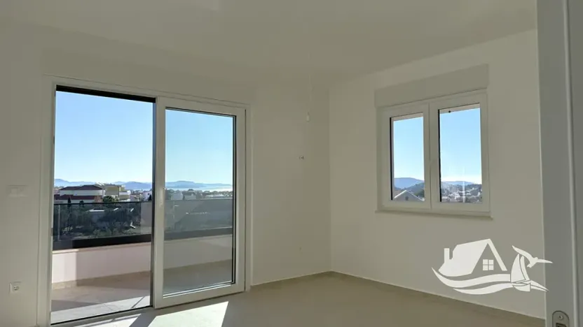 Prodej bytu 4+kk, Tribunj, Chorvatsko, 95 m2