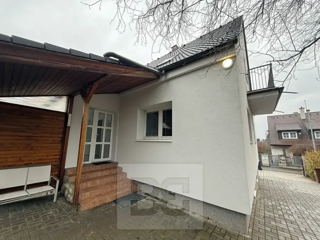 Pronájem atypického bytu, Praha - Stodůlky, Frimlova, 196 m2