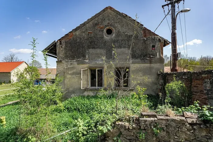 Prodej obchodního prostoru, Chrášťany, 105 m2