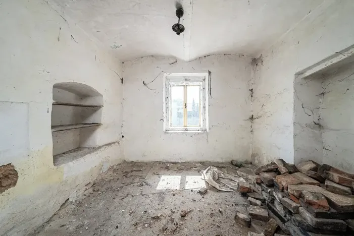 Prodej obchodního prostoru, Chrášťany, 105 m2