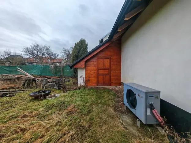 Prodej rodinného domu, Neumětely, V Chaloupkách, 230 m2
