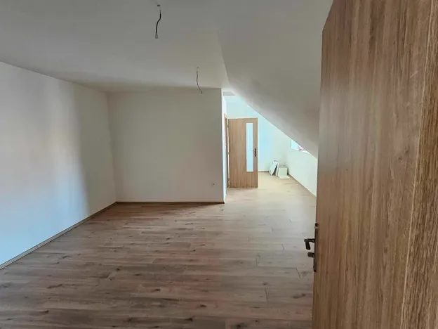 Pronájem bytu 1+kk, Chlumec nad Cidlinou, 45 m2