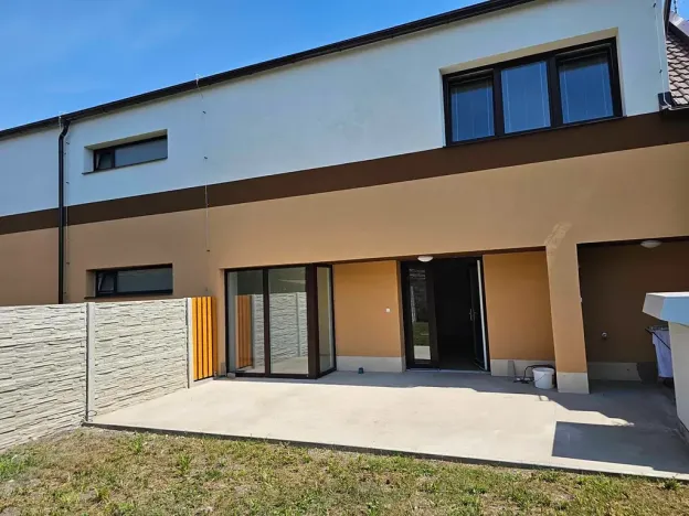 Pronájem bytu 1+kk, Chlumec nad Cidlinou, 45 m2