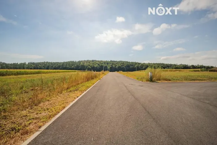 Prodej pozemku pro bydlení, Stavenice, 748 m2