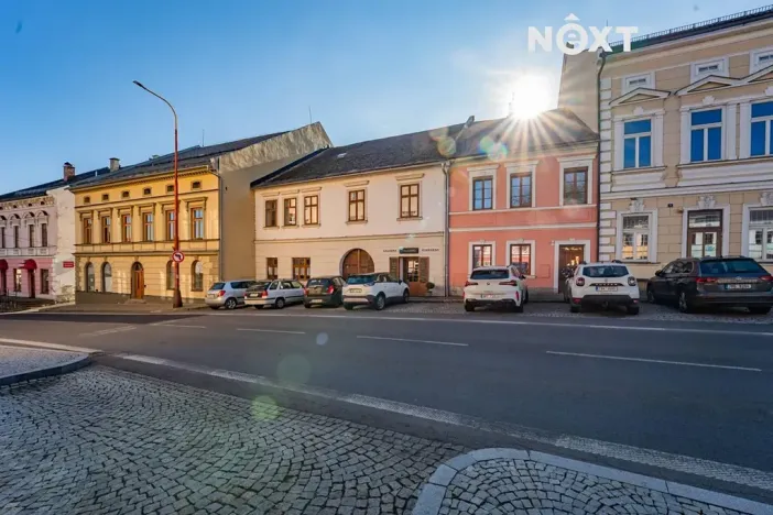 Prodej rodinného domu, Štíty, nám. Míru, 267 m2