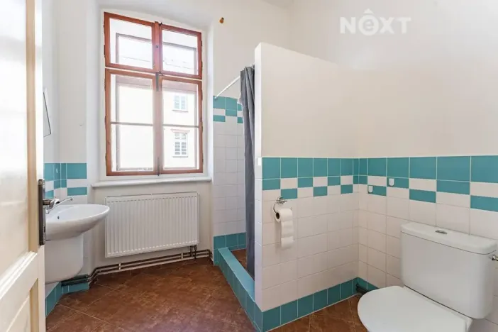 Prodej rodinného domu, Štíty, nám. Míru, 267 m2