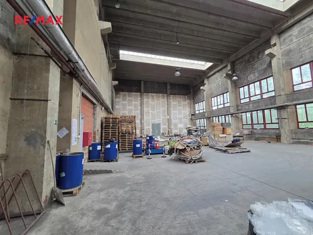 Prodej výrobních prostor, Roudnice nad Labem, Pracnerova, 2250 m2