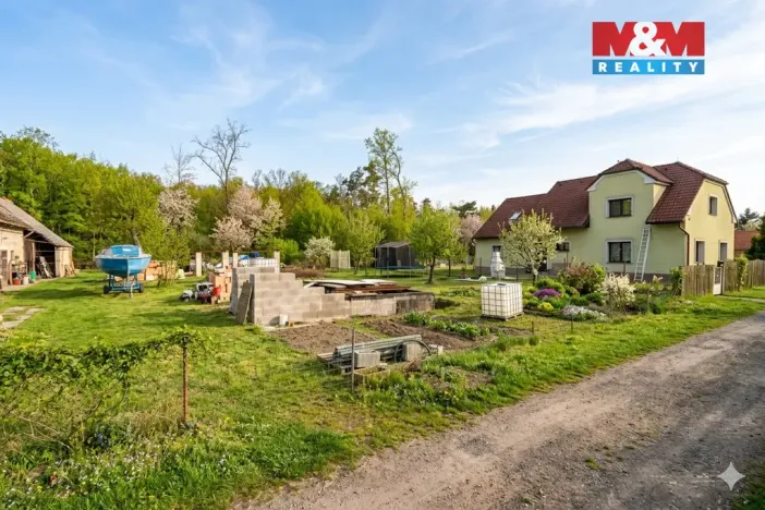 Prodej pozemku pro bydlení, Rokytno - Bohumileč, 818 m2